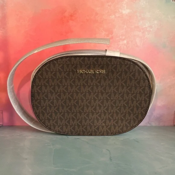 Michael Kors Brown Logo Crossbody Bag Jet Set Travel - Picture 16 of 16